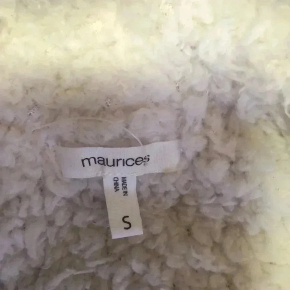 Maurices vest open front plaid fuzzy liner size small - Picture 8 of 10